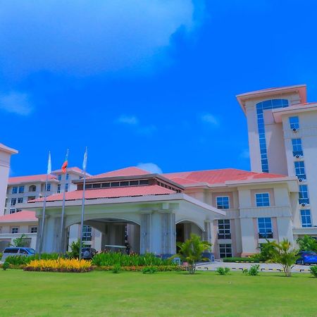 The Hotel Grand Ace Naypyidaw エクステリア 写真