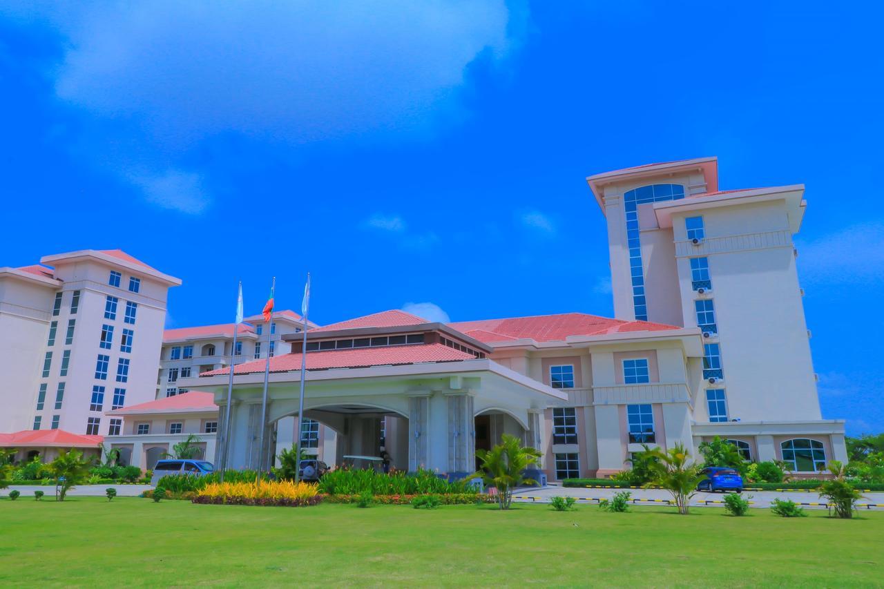The Hotel Grand Ace Naypyidaw エクステリア 写真