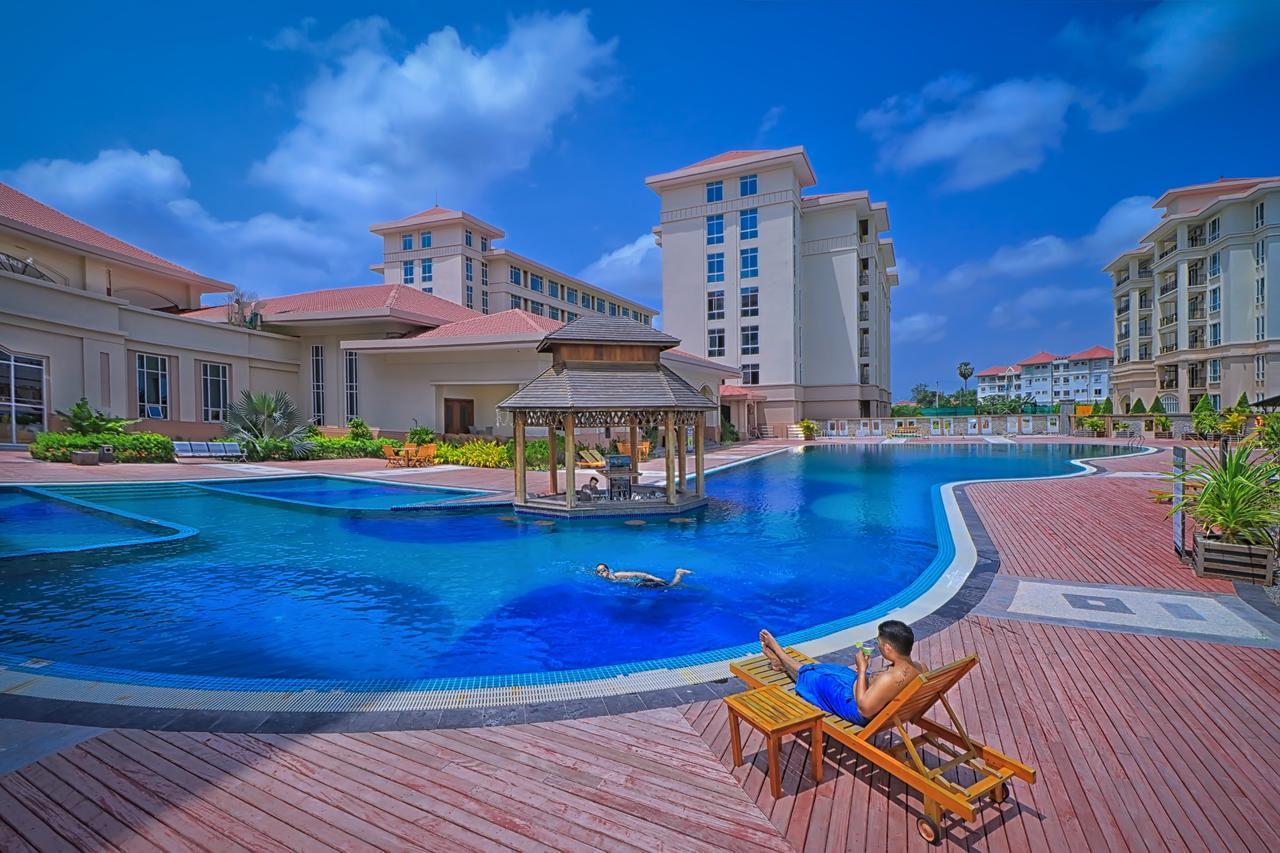 The Hotel Grand Ace Naypyidaw エクステリア 写真