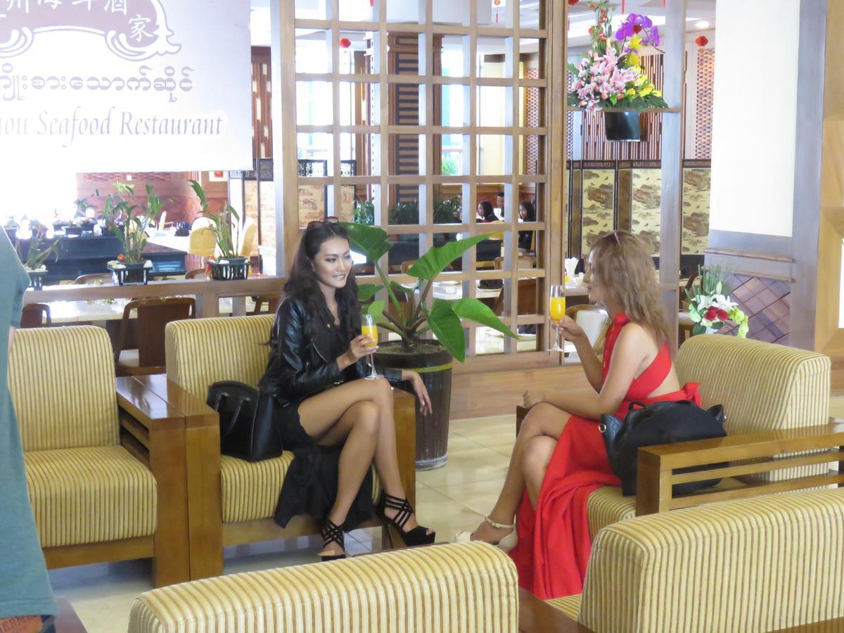 The Hotel Grand Ace Naypyidaw エクステリア 写真